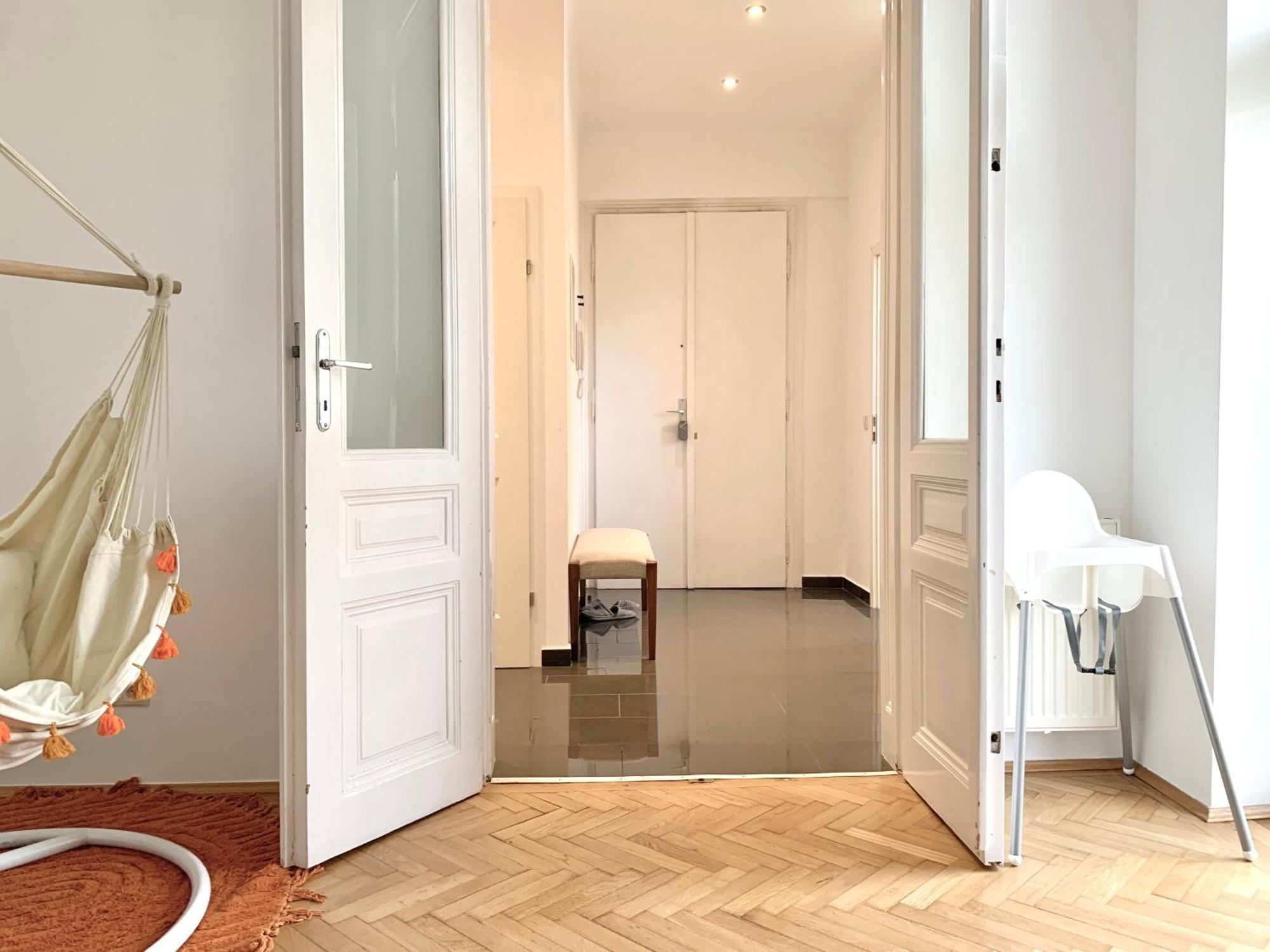 Bamboo City Apartment : A Cozy Family Haven In Vienna'S 9Th District Esterno foto